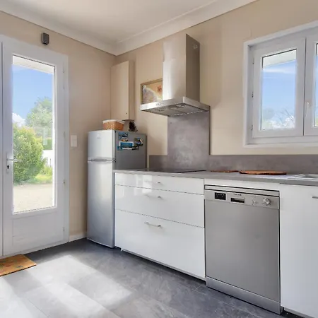 800m De La - Maison 4 Adultes - 4 Enfants Сasa de vacaciones *