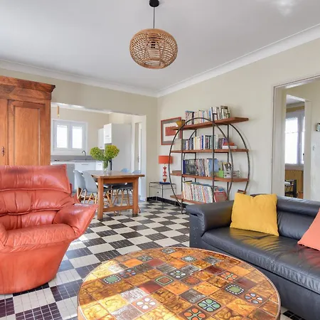 800m De La - Maison 4 Adultes - 4 Enfants Semesterbostad *