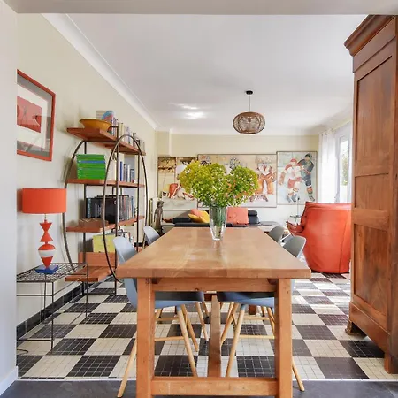 800m De La - Maison 4 Adultes - 4 Enfants